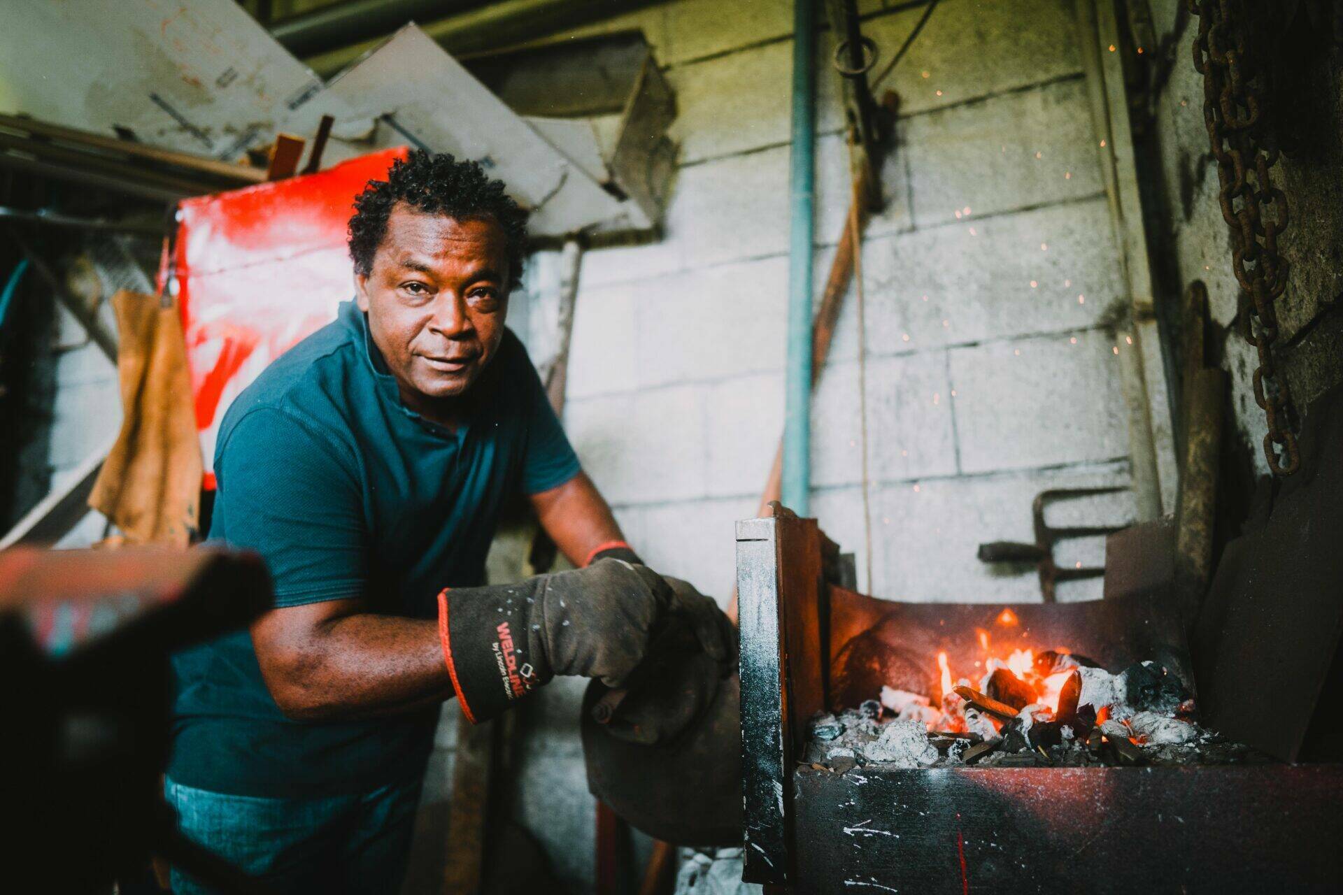 Etape de chauffe de l'acier au charbon par Joseph