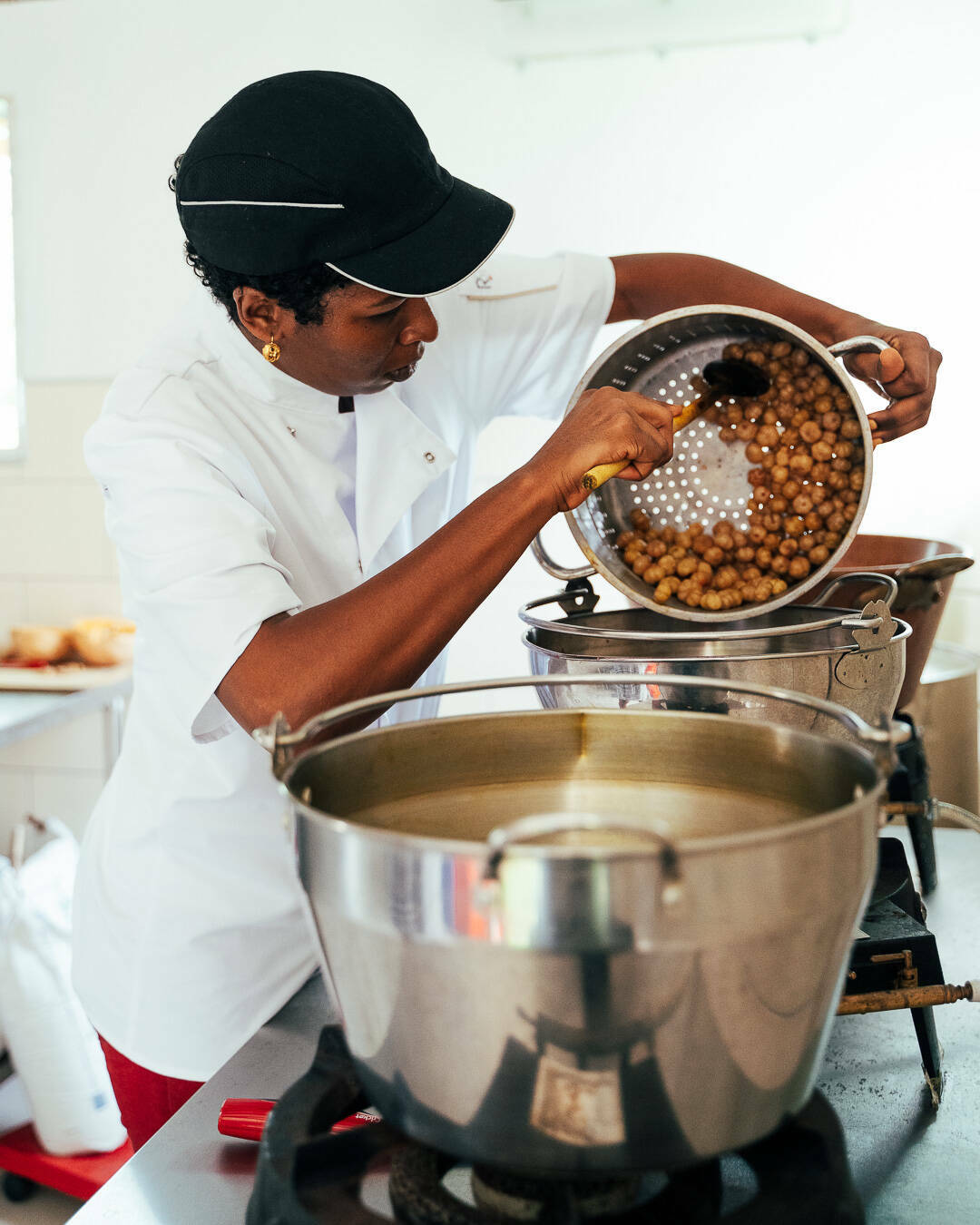 Ketty-Laure dans son laboratoire