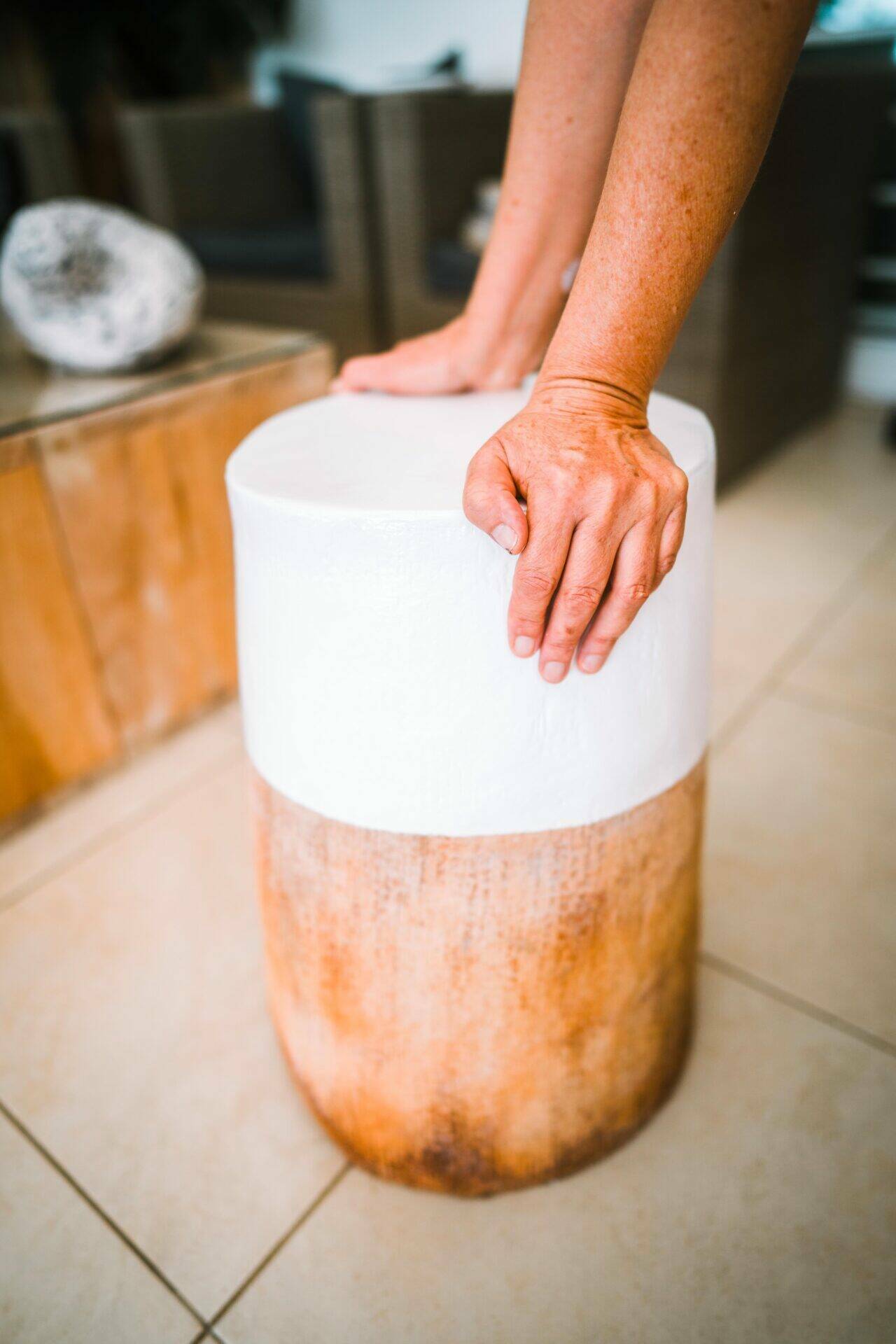 Tabouret en tronc de cocotier